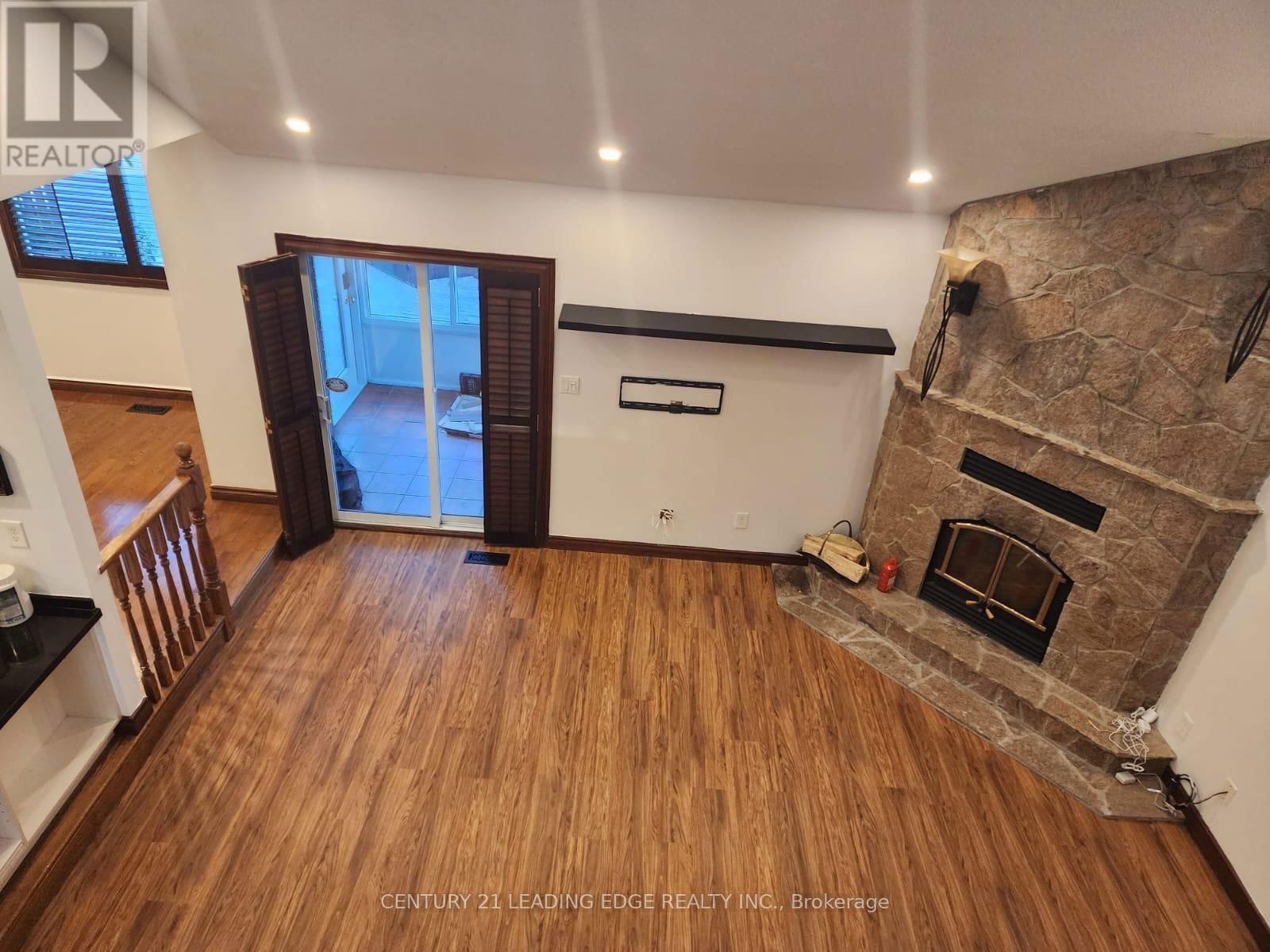 11 WESTLAWN DRIVE Image 4