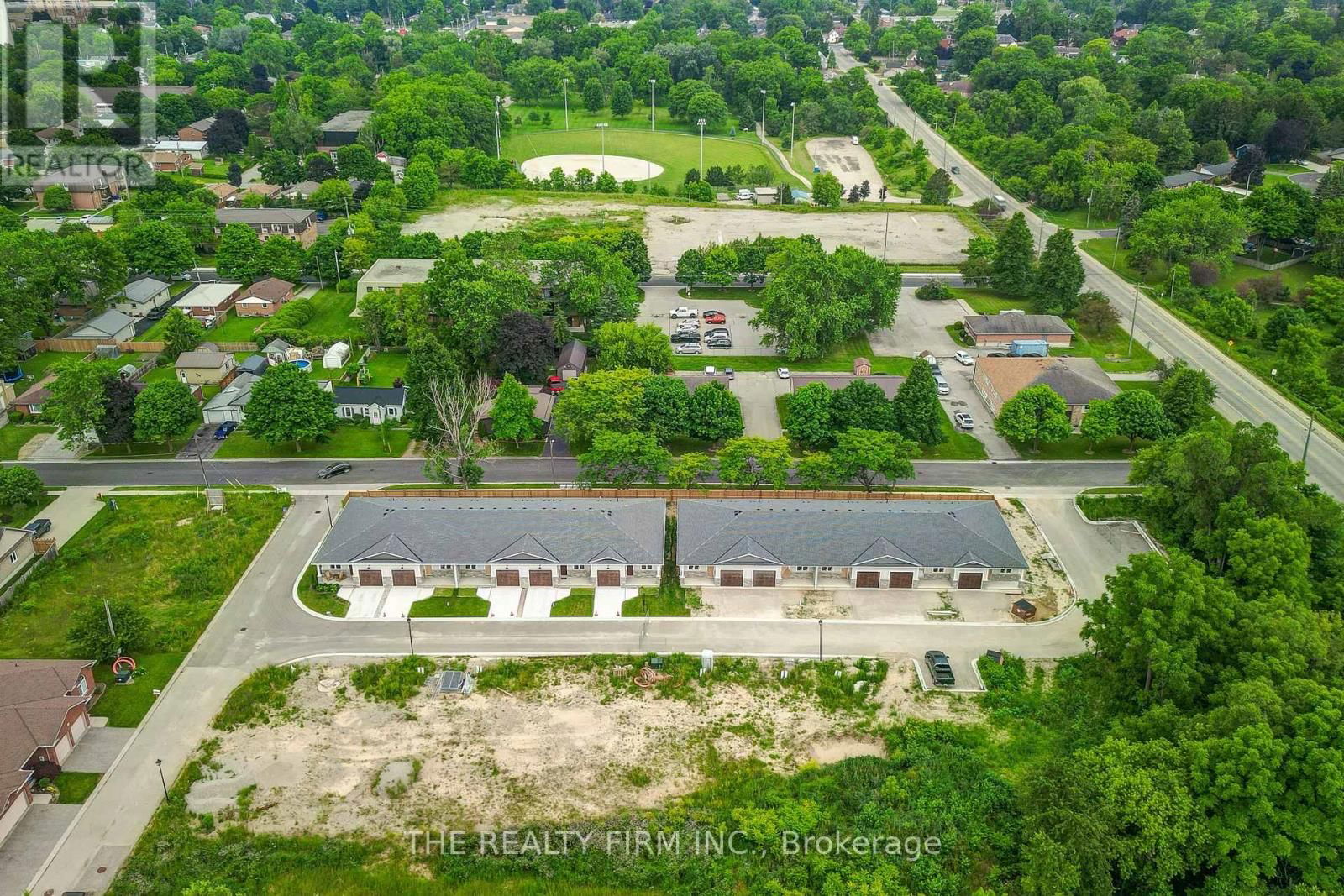 4 - 85 FOREST STREET Image 36