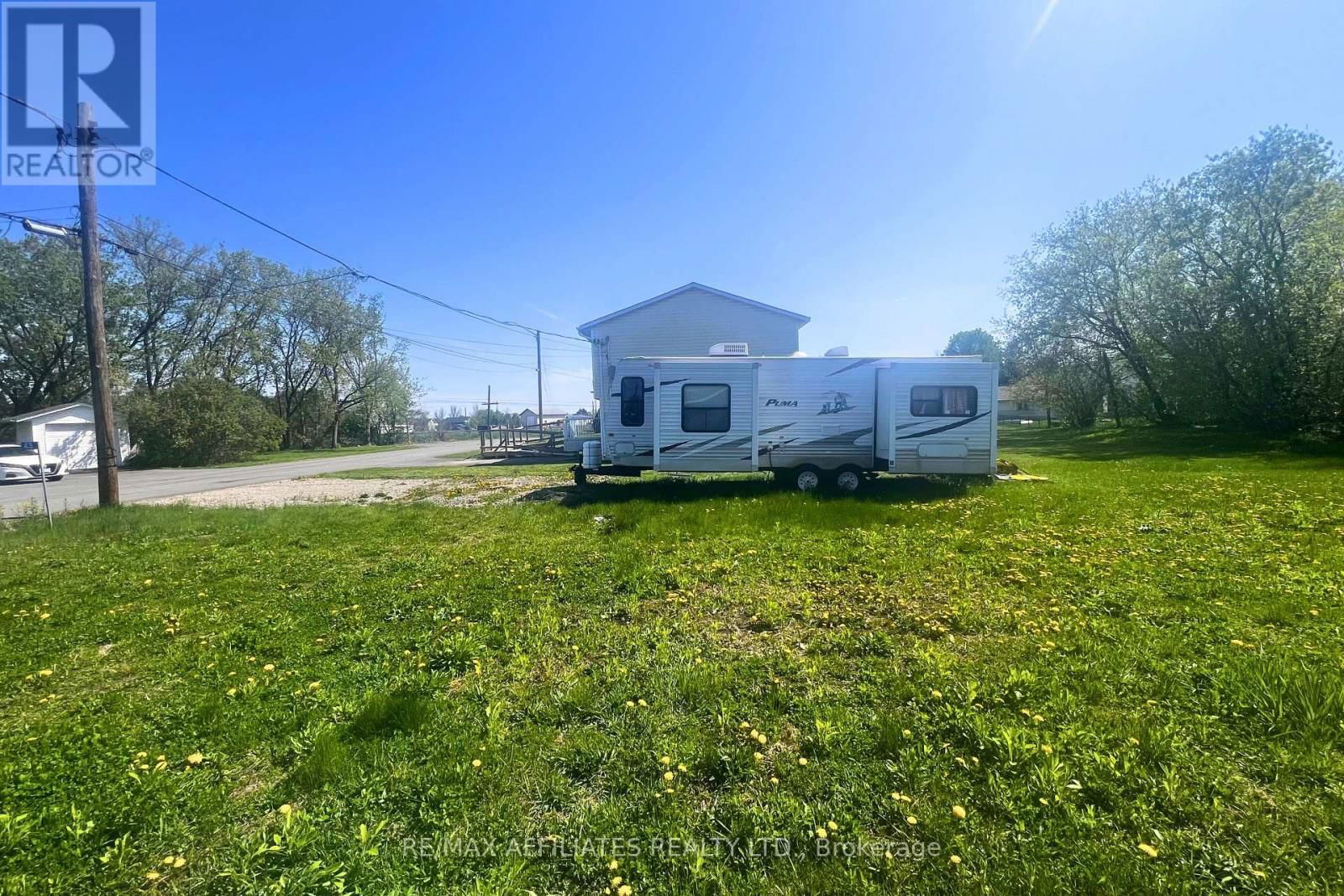 43 KING STREET Image 8