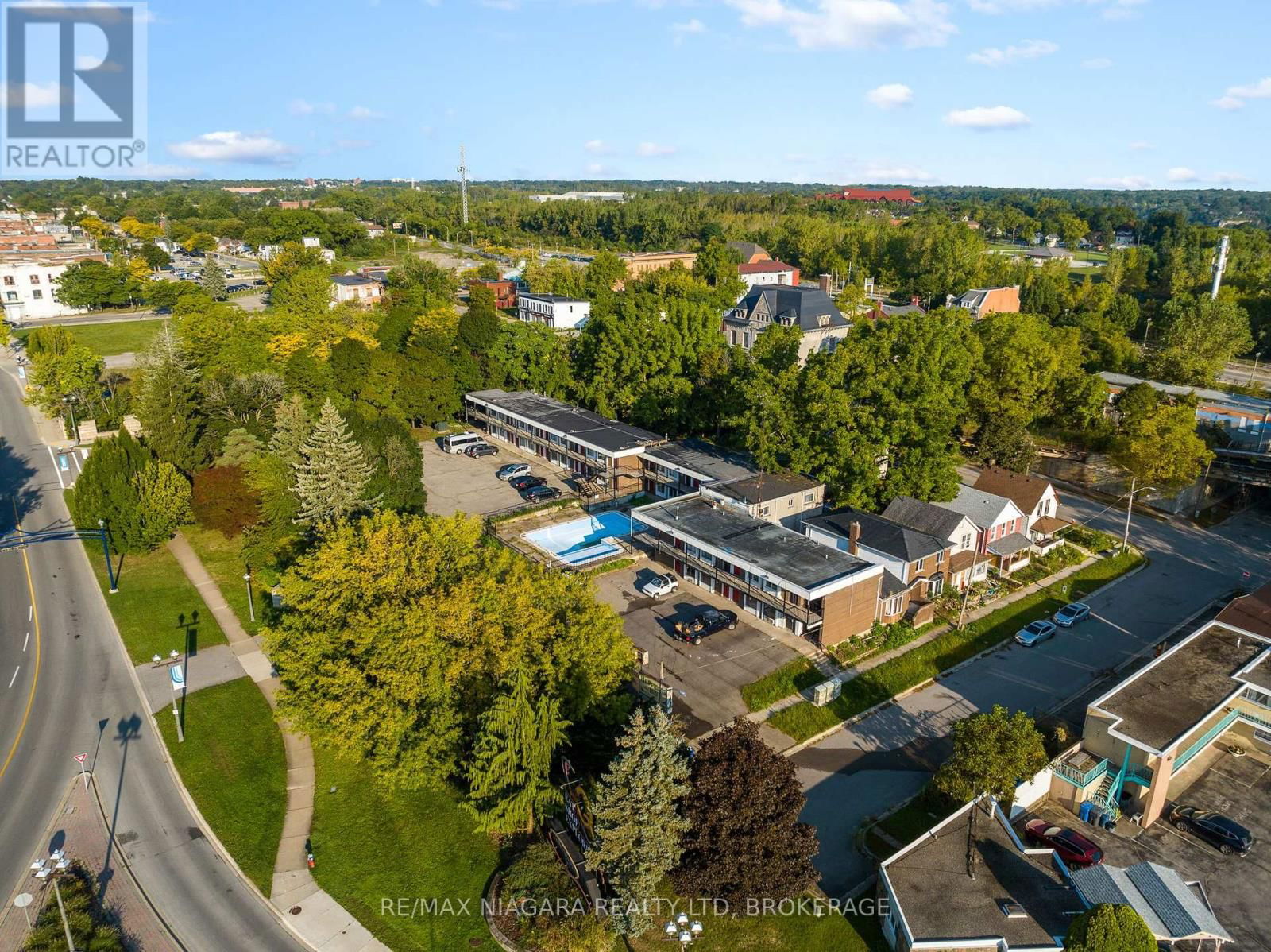 4625 CATARACT AVENUE Image 3
