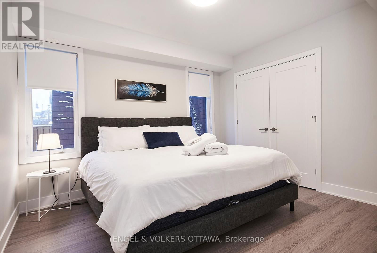 569 MCLEOD STREET Image 6