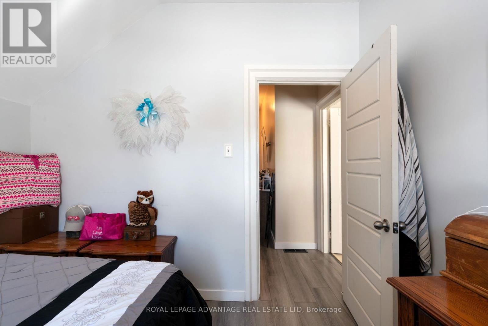 37 WILLIAM STREET Image 26
