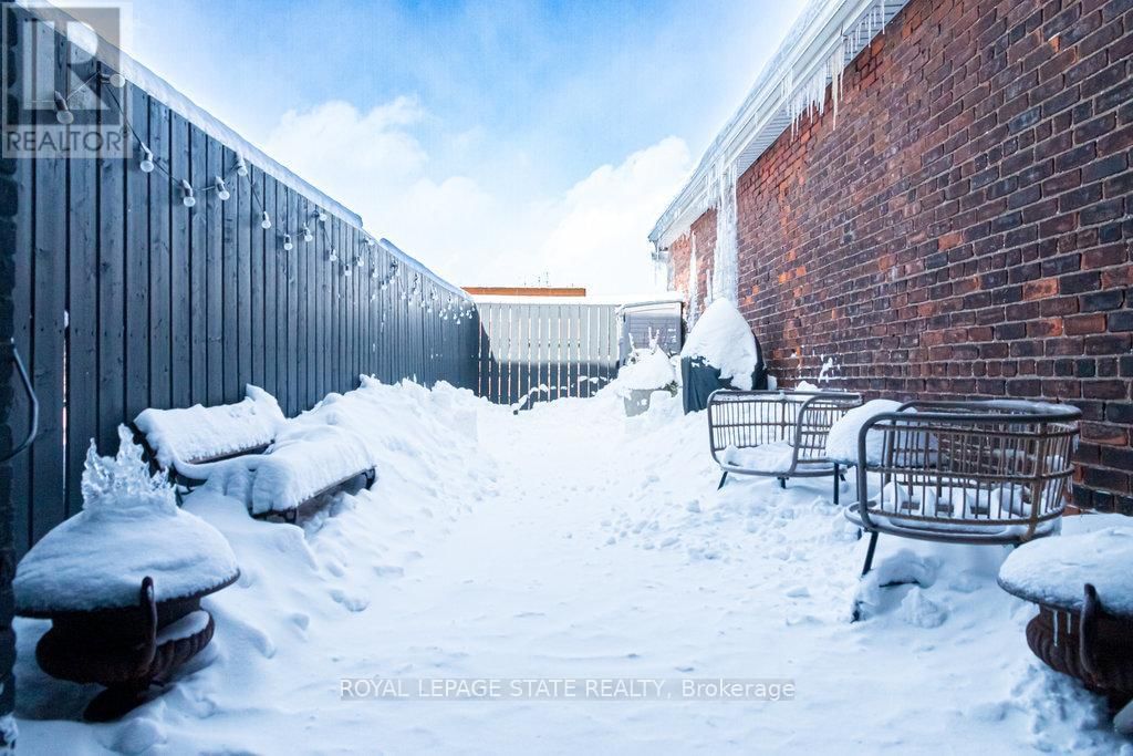 203 KING STREET EAST Image 22