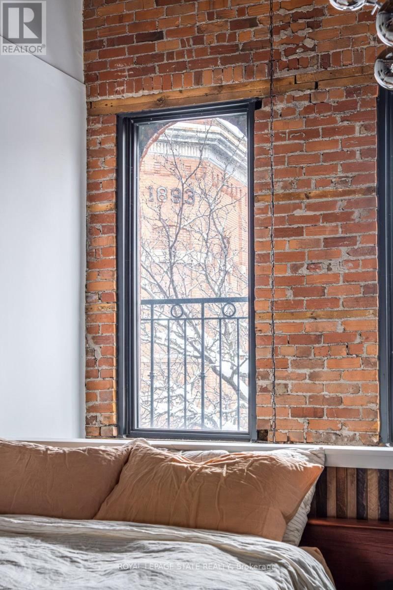 203 KING STREET EAST Image 33