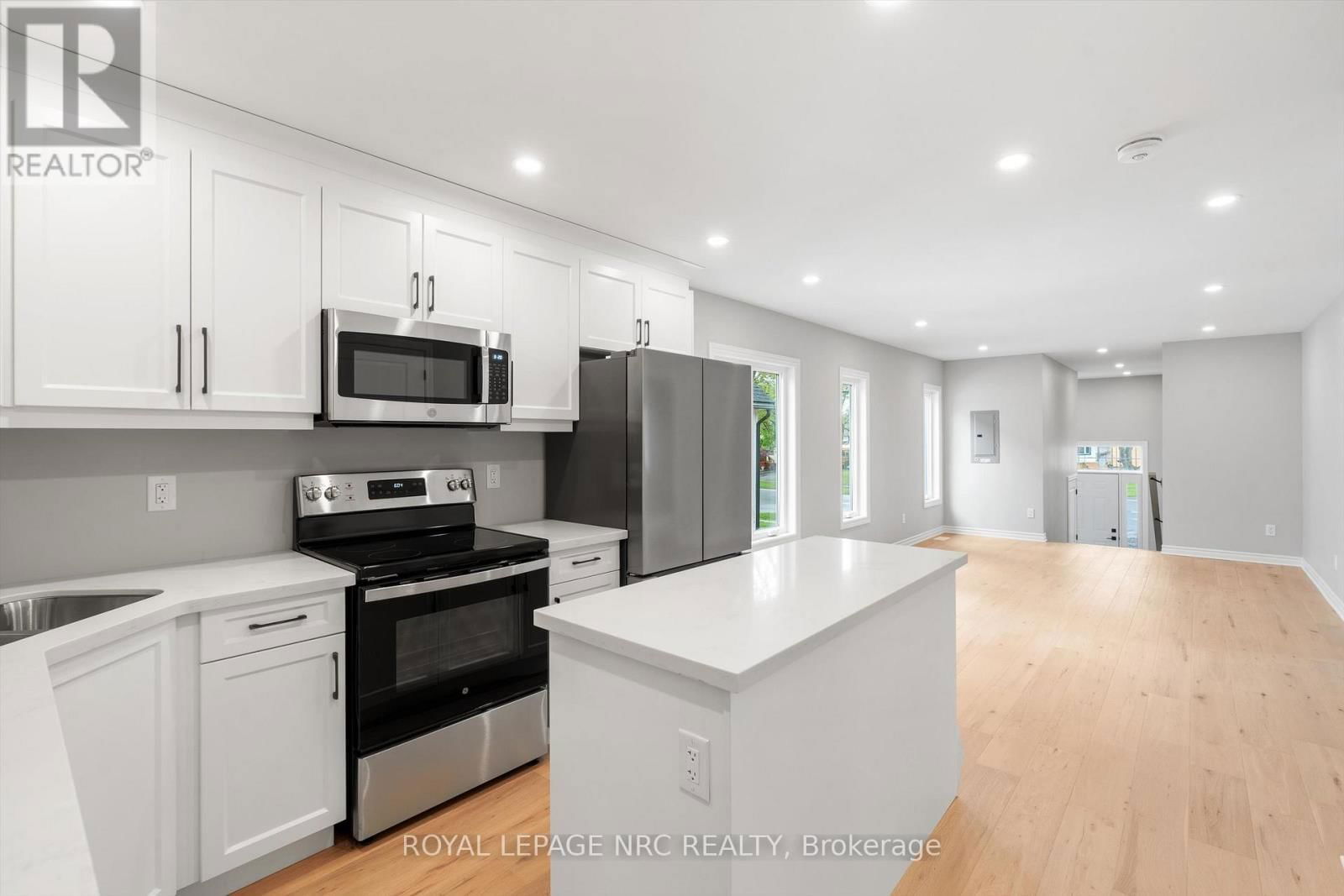 137 ST GEORGE STREET Image 13