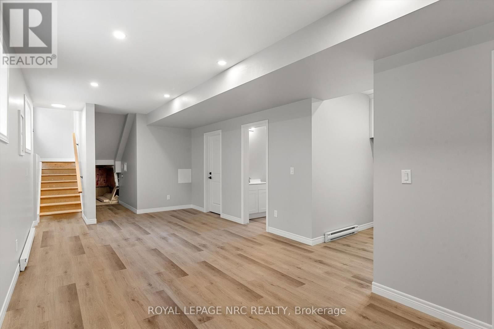137 ST GEORGE STREET Image 30