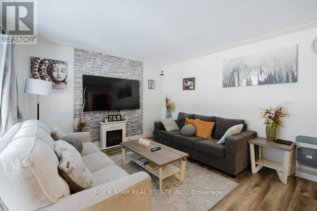 859 UPPER OTTAWA STREET Image 1