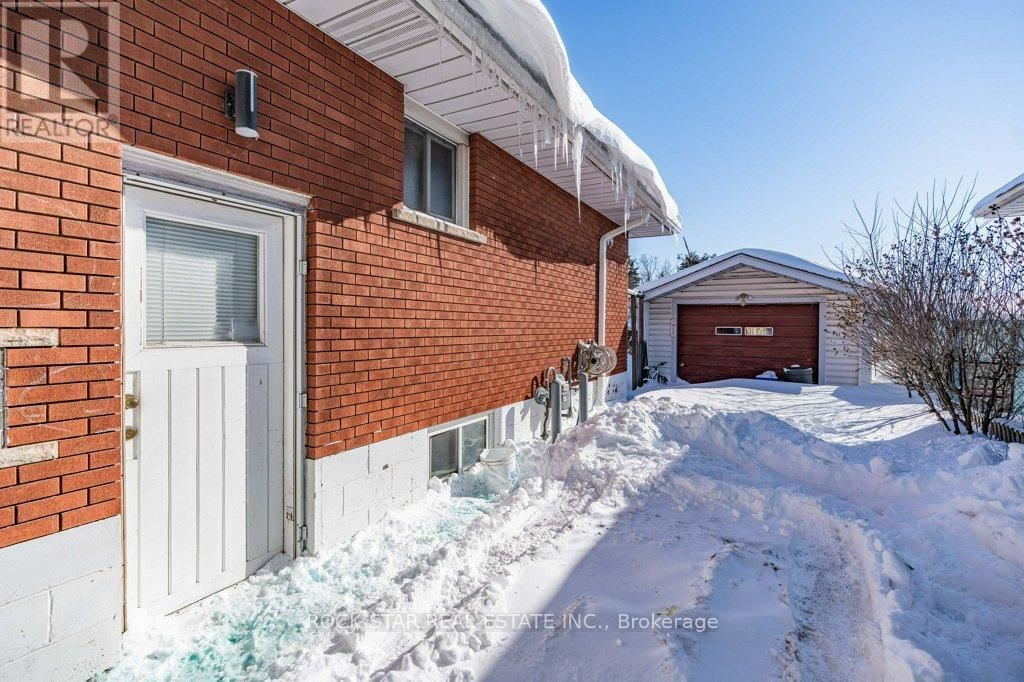 859 UPPER OTTAWA STREET Image 18
