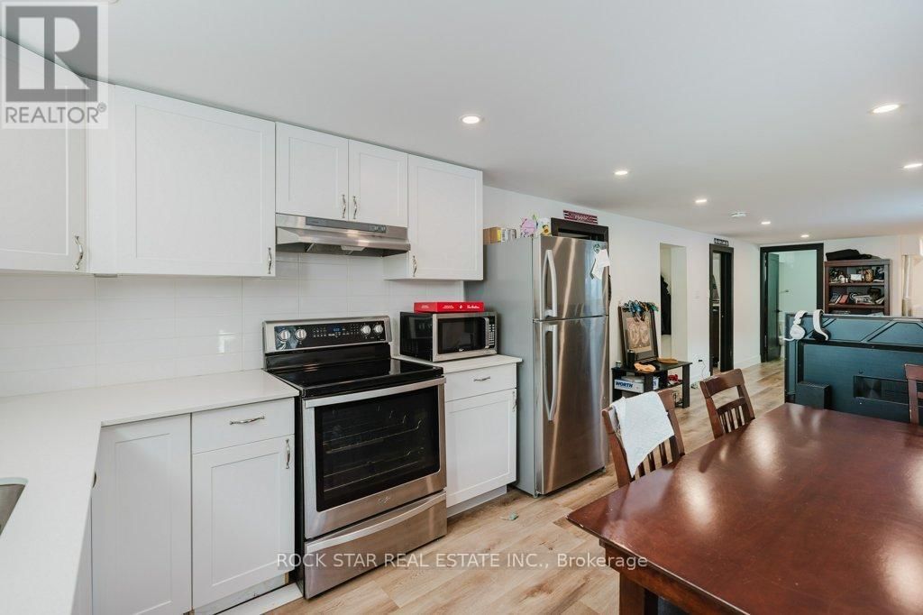859 UPPER OTTAWA STREET Image 24