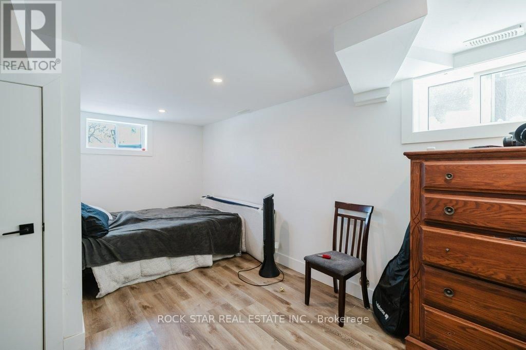 859 UPPER OTTAWA STREET Image 25
