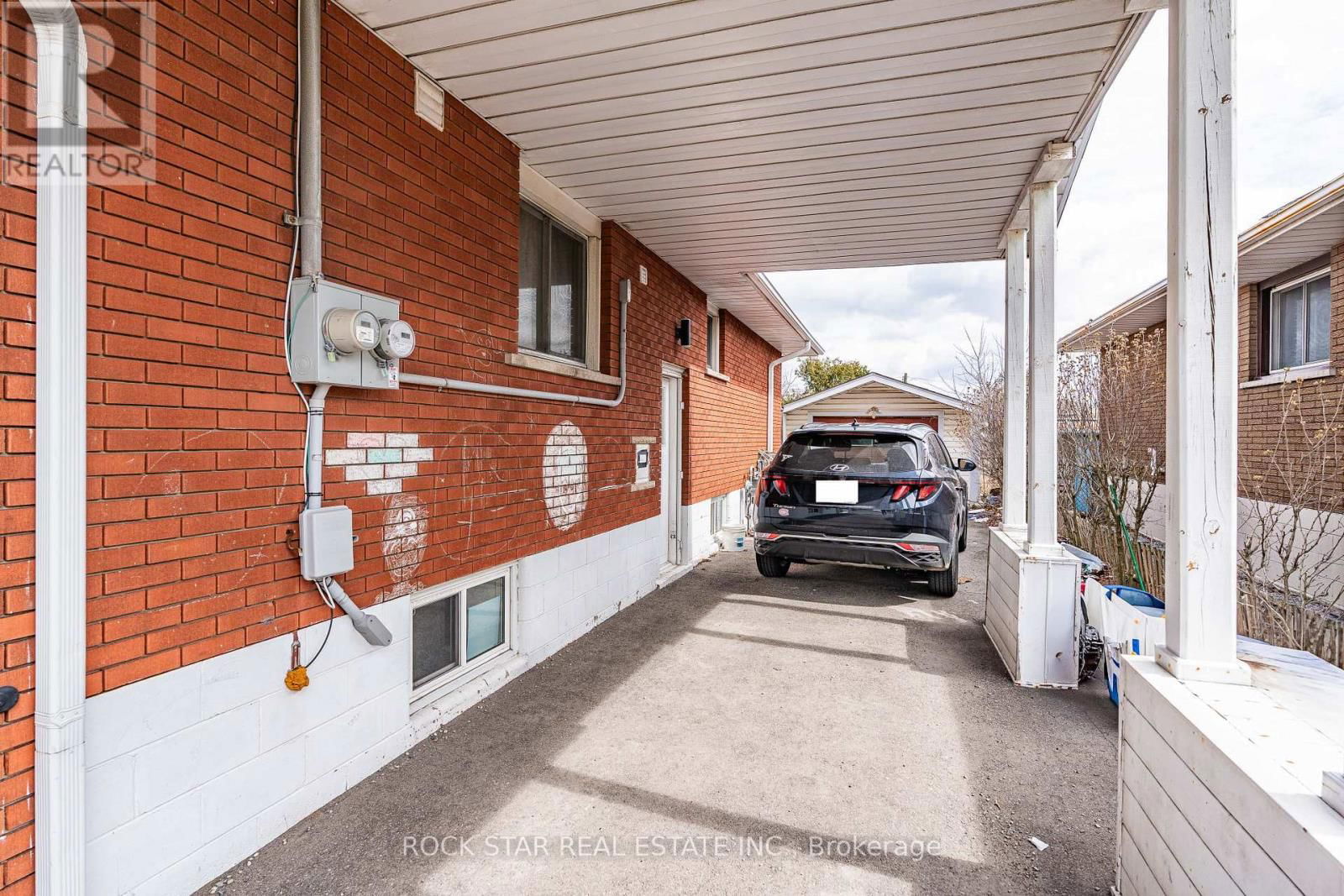 859 UPPER OTTAWA STREET Image 35