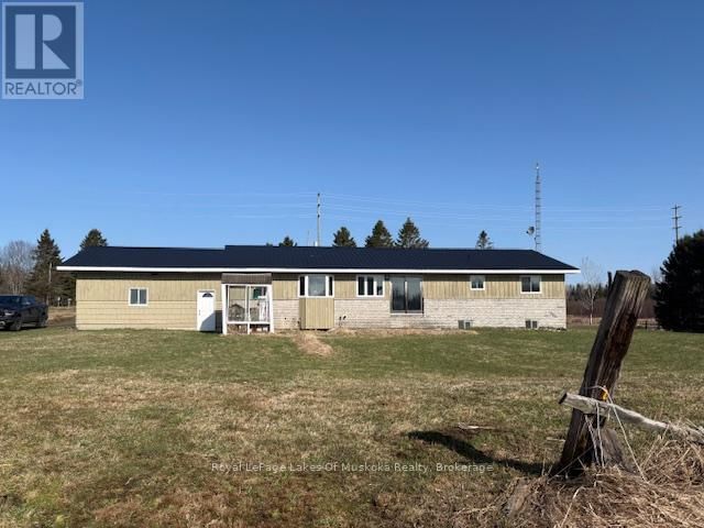1105 OLD MUSKOKA ROAD Image 1