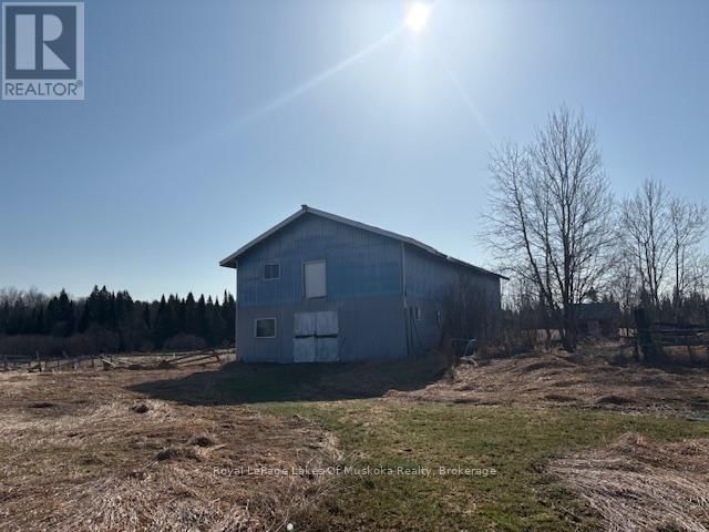 1105 OLD MUSKOKA ROAD Image 36