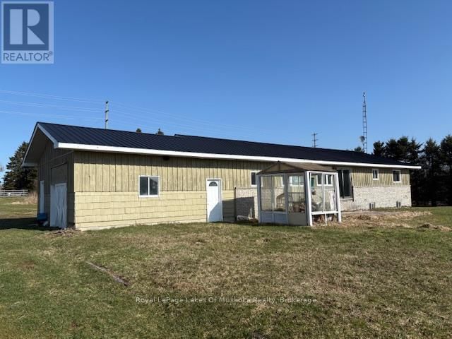 1105 OLD MUSKOKA ROAD Image 42