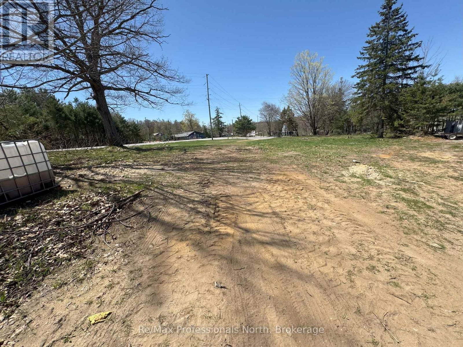 1006 TORRANCE ROAD Image 12