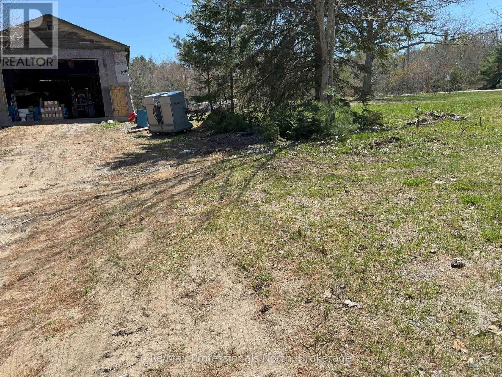 1006 TORRANCE ROAD Image 9