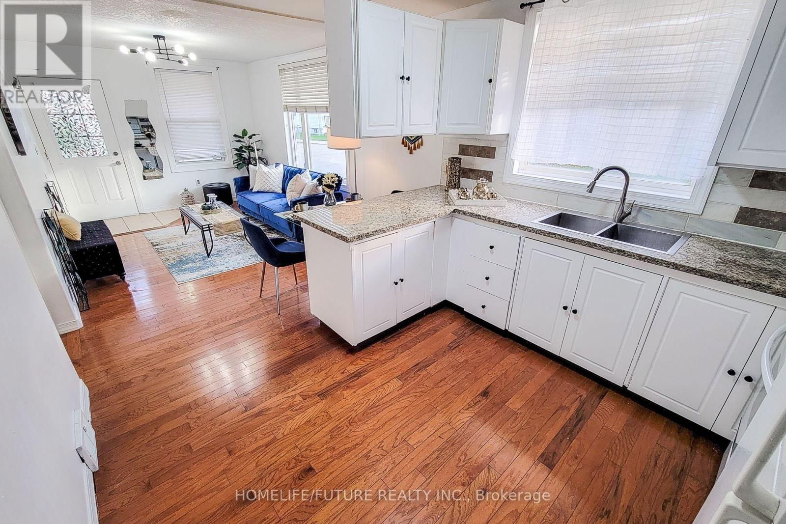 117 HARMONY AVENUE Image 10