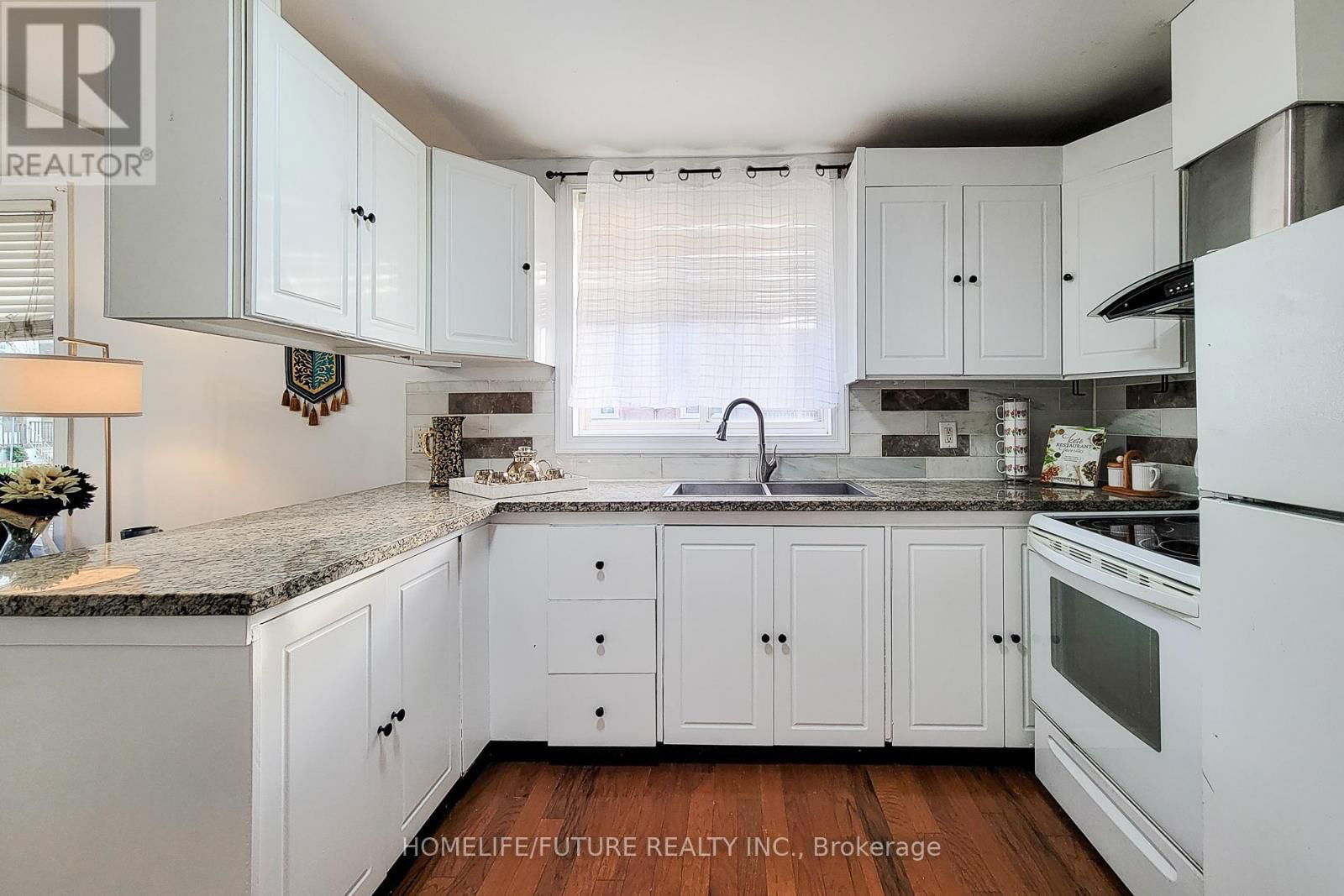 117 HARMONY AVENUE Image 11