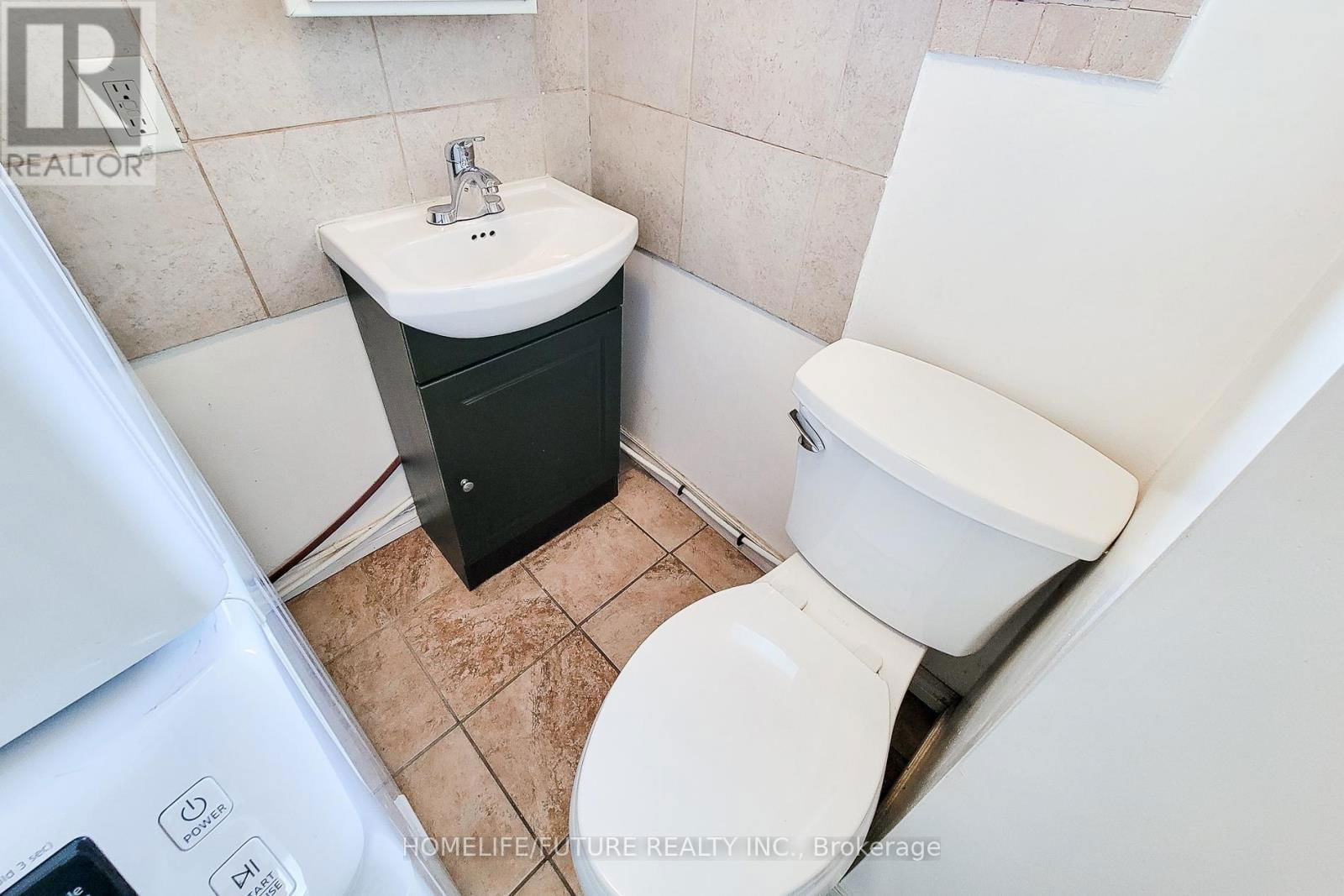 117 HARMONY AVENUE Image 20