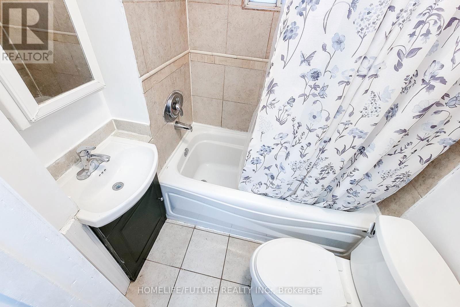117 HARMONY AVENUE Image 26