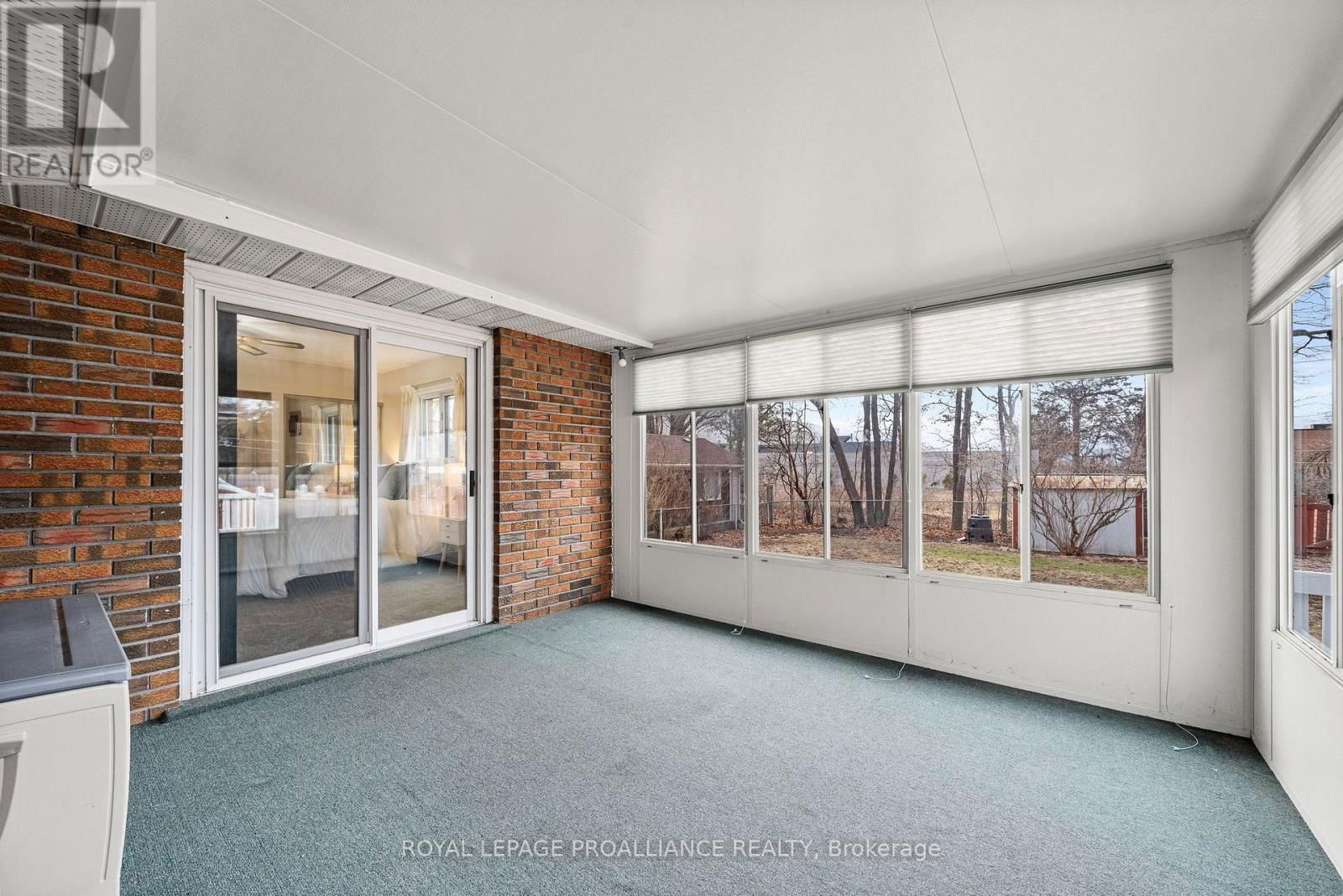 26 HARRIS CRESCENT Image 18