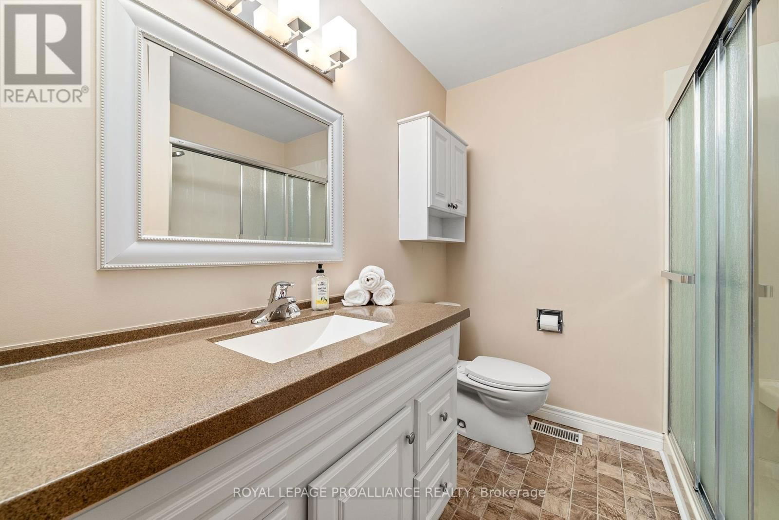26 HARRIS CRESCENT Image 19