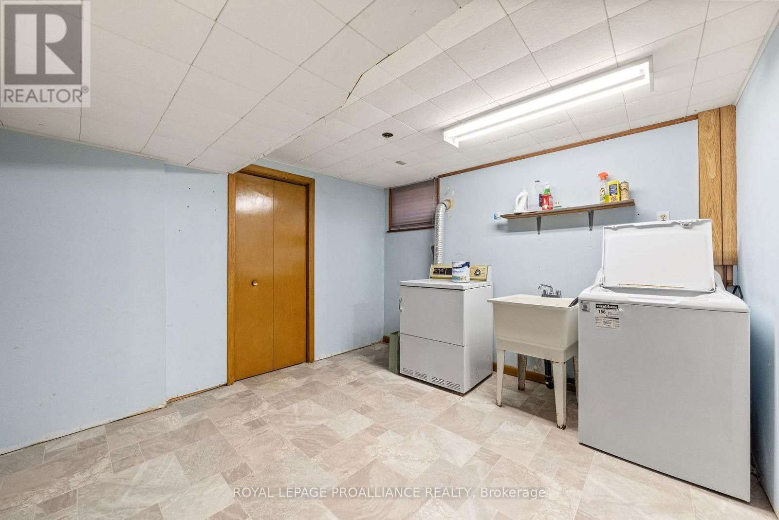 26 HARRIS CRESCENT Image 30