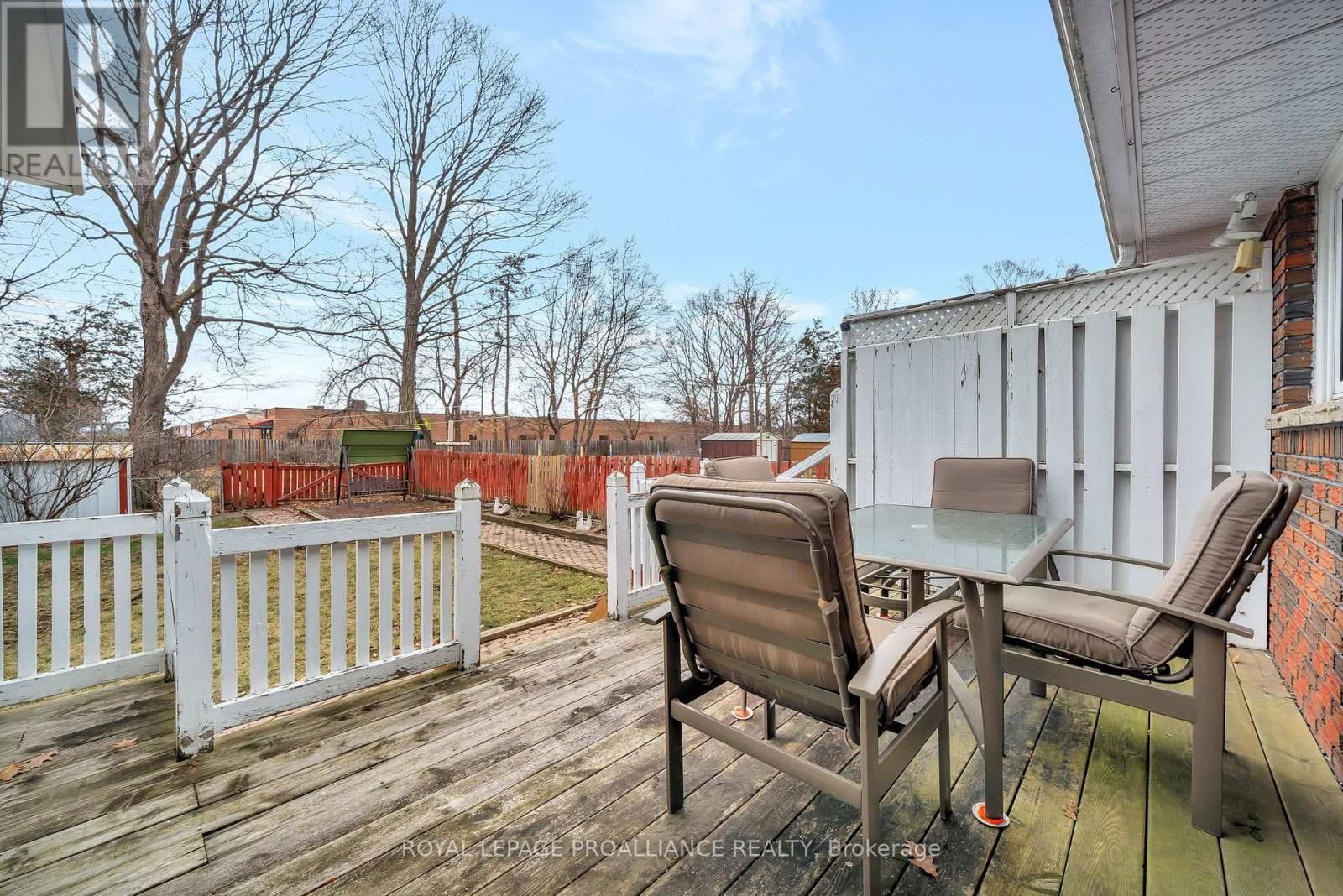 26 HARRIS CRESCENT Image 33