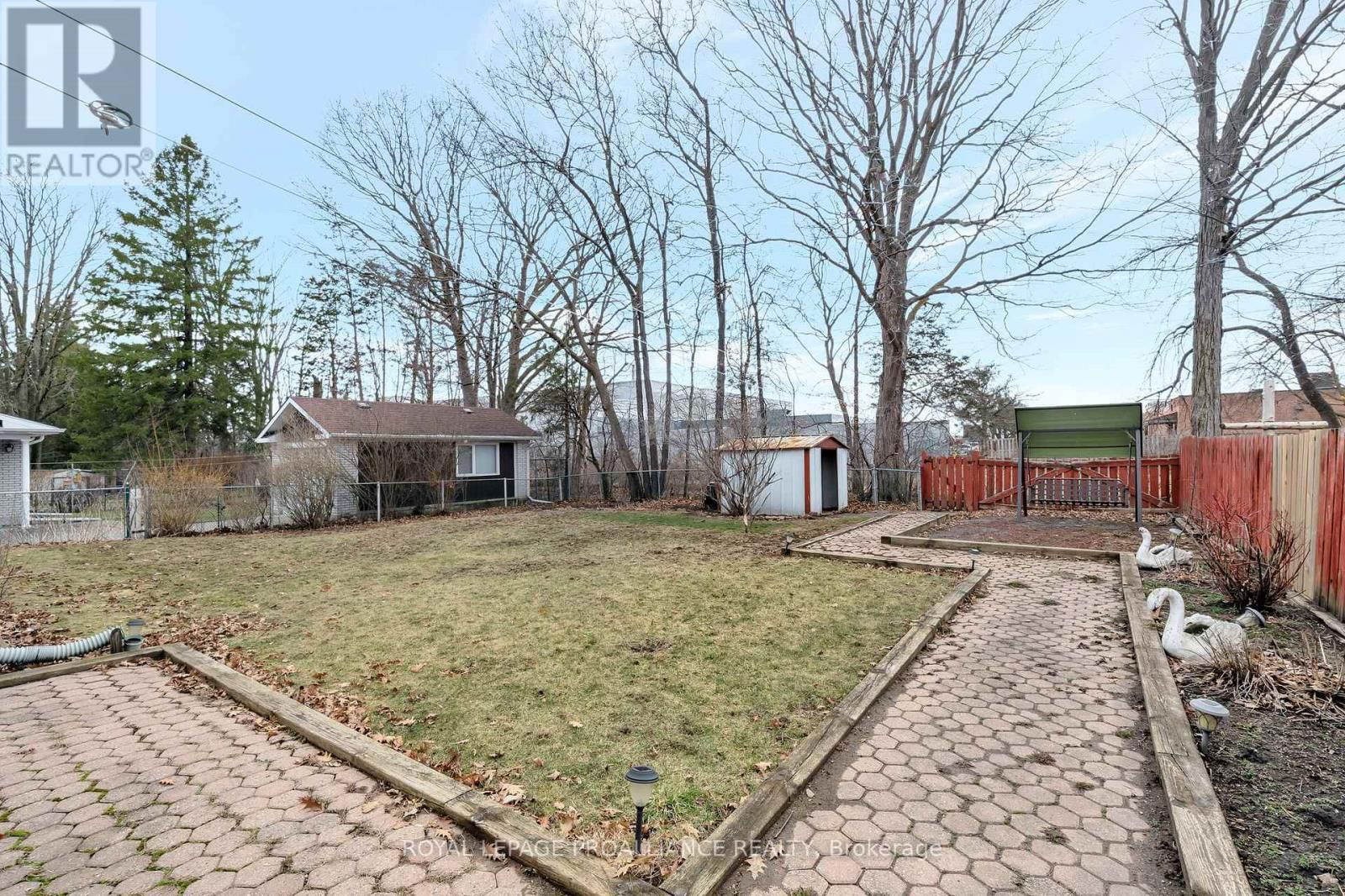 26 HARRIS CRESCENT Image 35