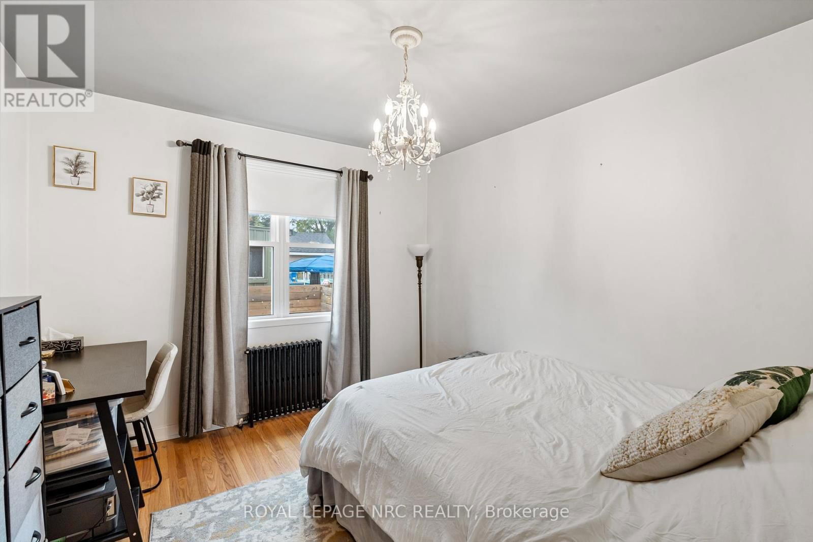 65 PARKVIEW ROAD Image 16
