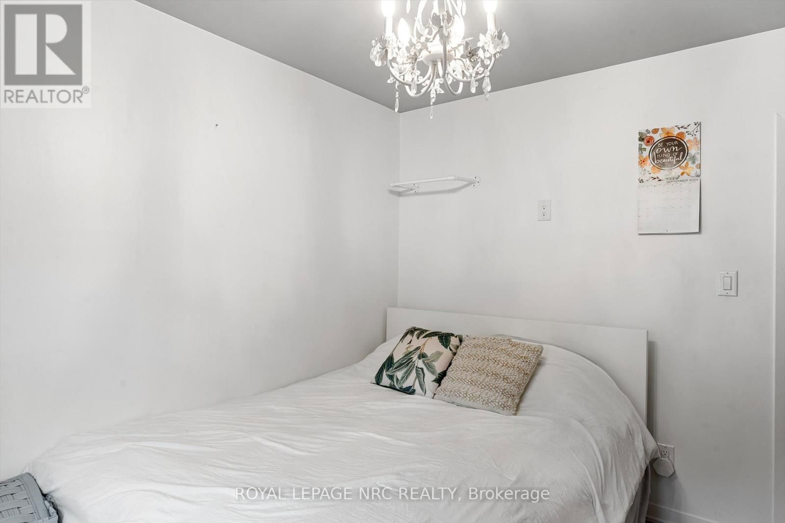 65 PARKVIEW ROAD Image 17