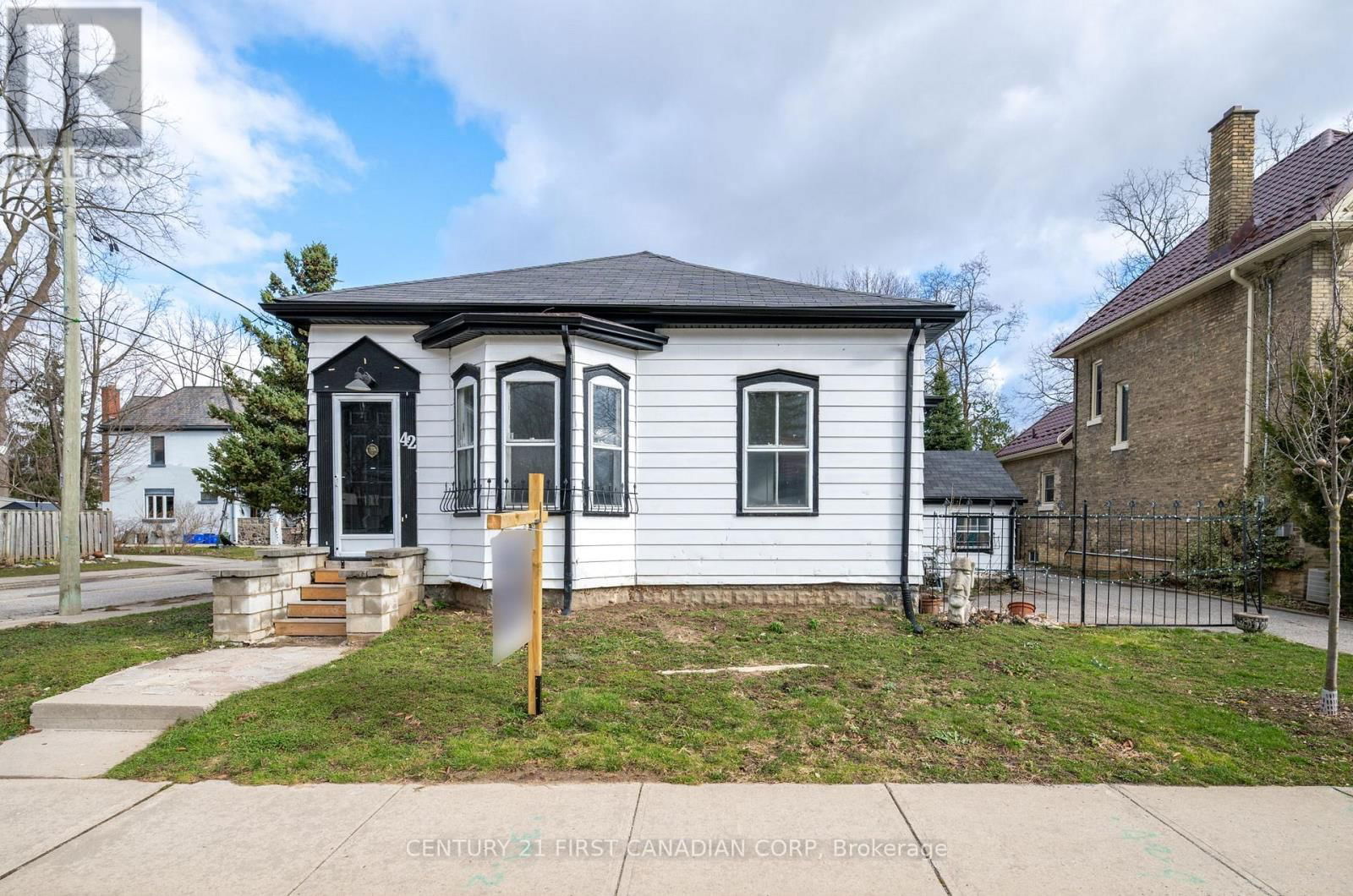 42 BRUCE STREET Image 1