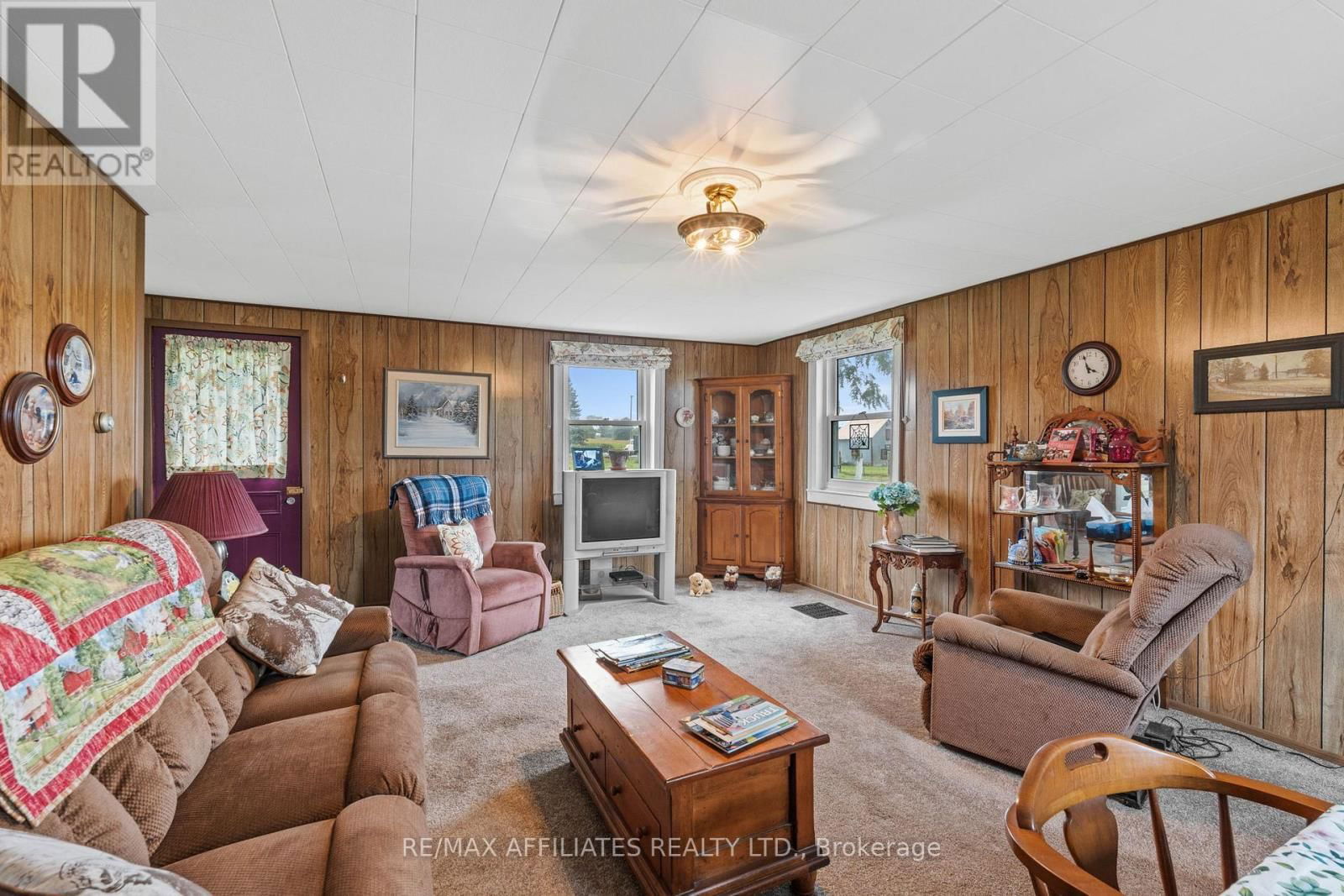 255 COUNTY ROAD 40 Image 8