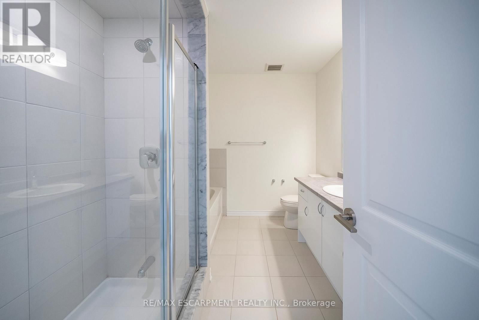 8 COPEMAN AVENUE Image 17