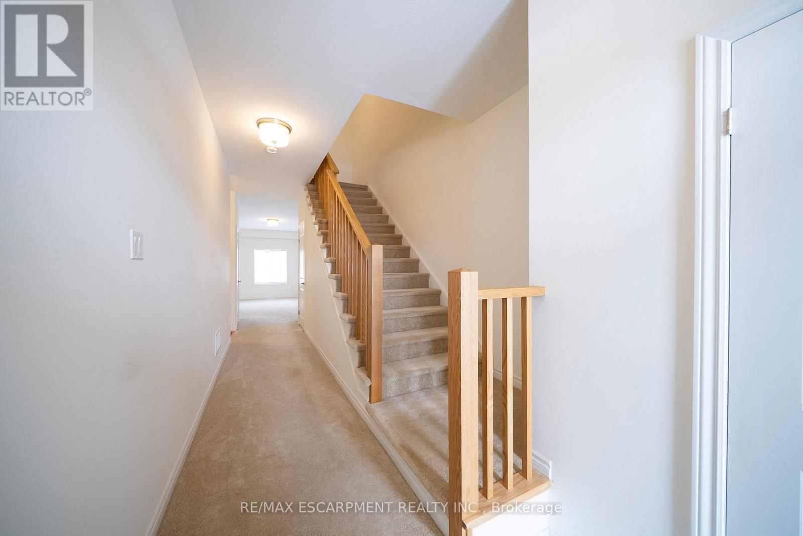 8 COPEMAN AVENUE Image 2