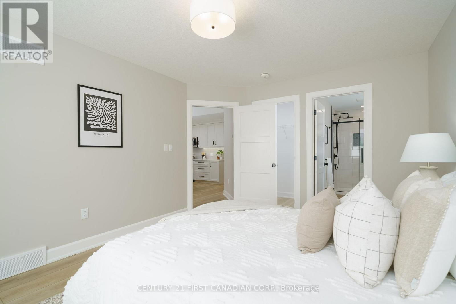 21 HAMILTON STREET Image 15