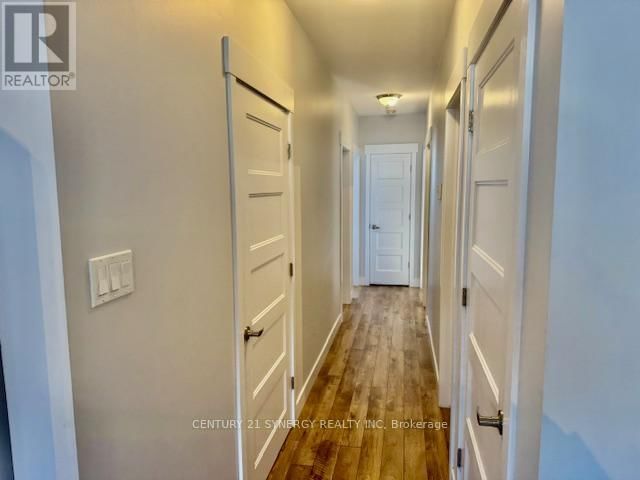 3 - 100 LAURIER STREET Image 9
