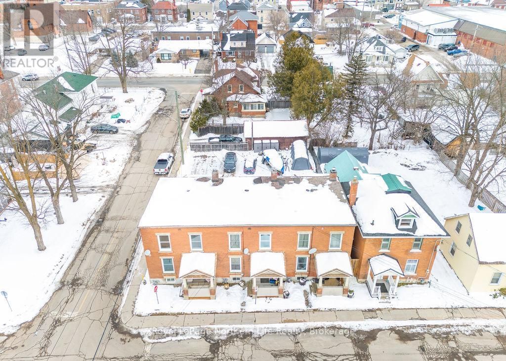 119/121 /125 BONNECHERE STREET SOUTH Image 3