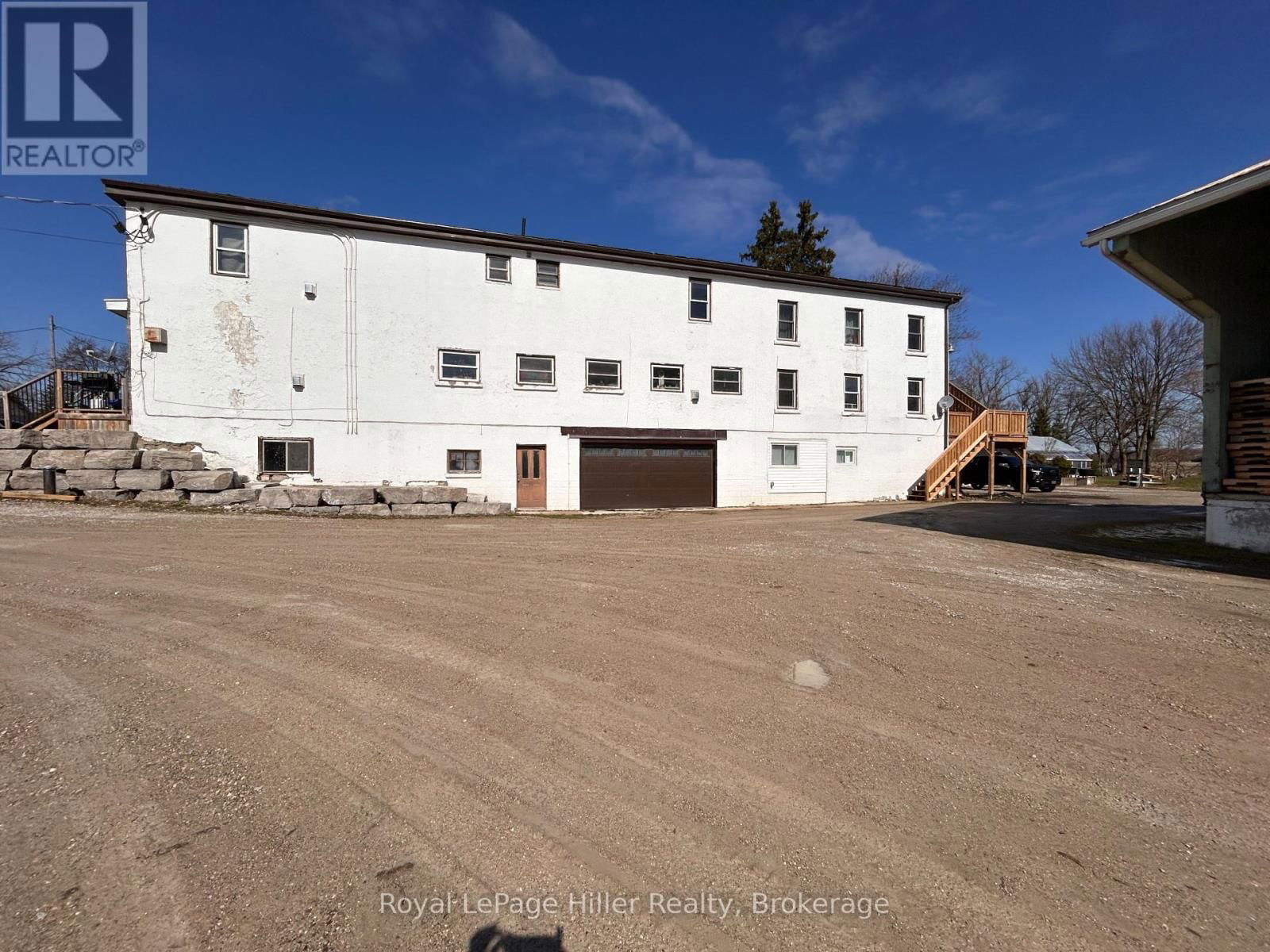 256 HURON ROAD Image 3