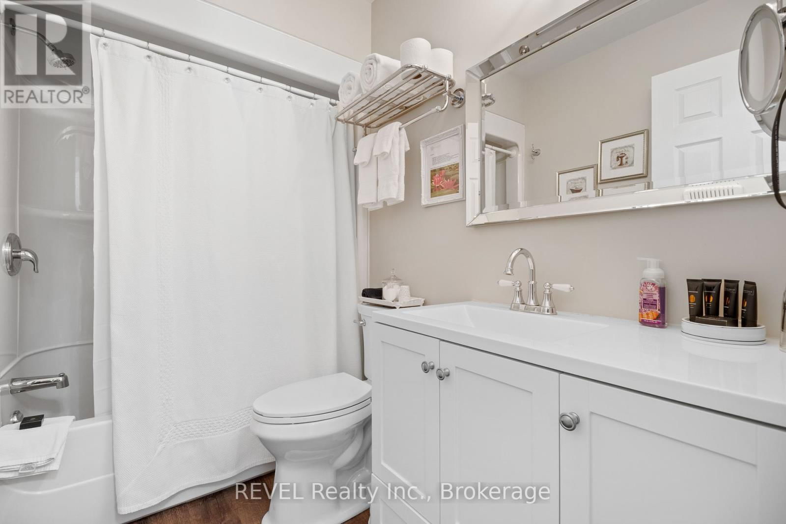 527 MISSISSAGUA STREET Image 14