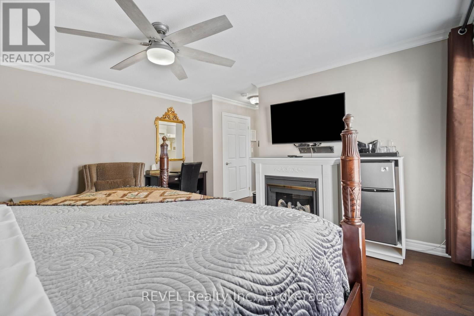 527 MISSISSAGUA STREET Image 20