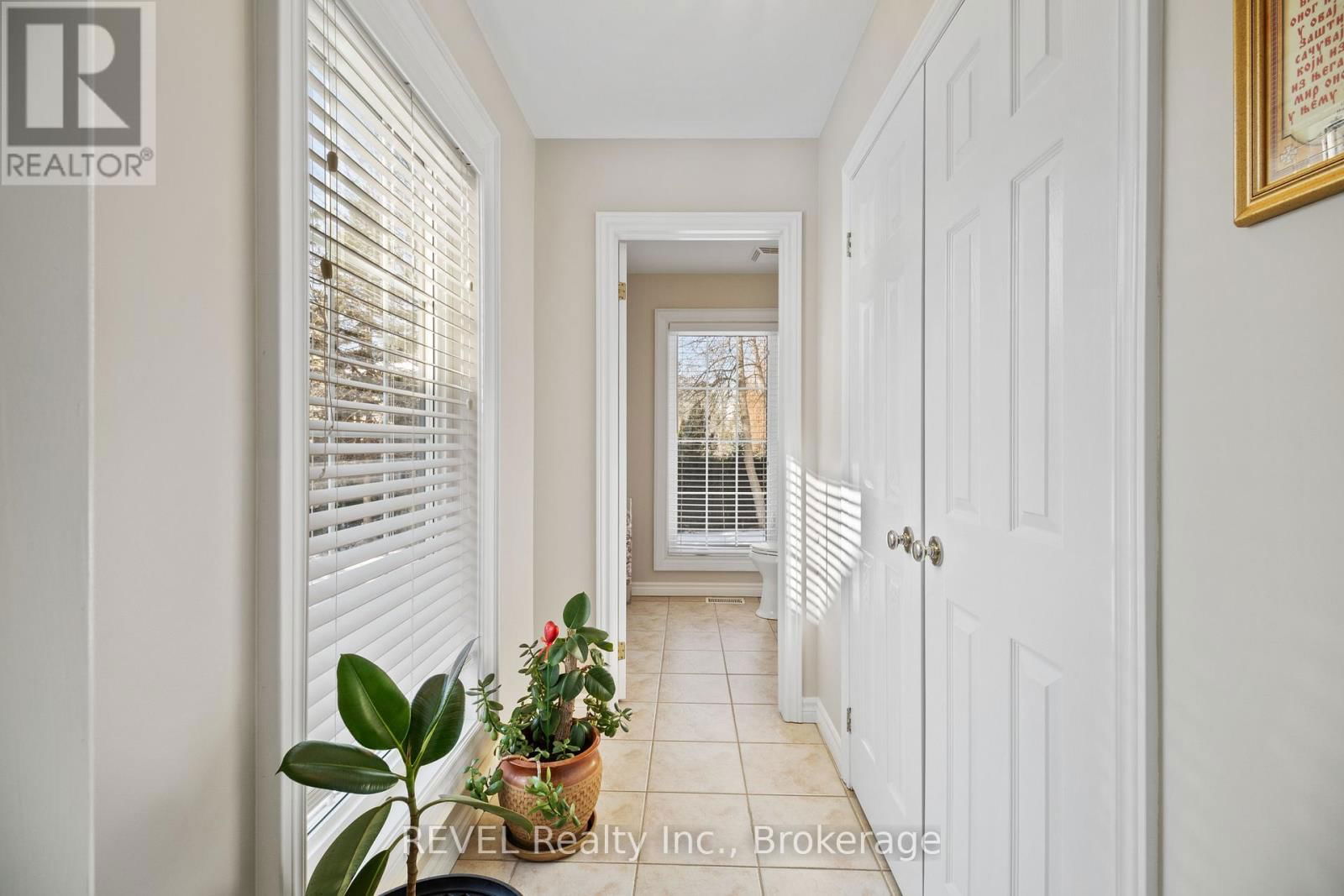 527 MISSISSAGUA STREET Image 27