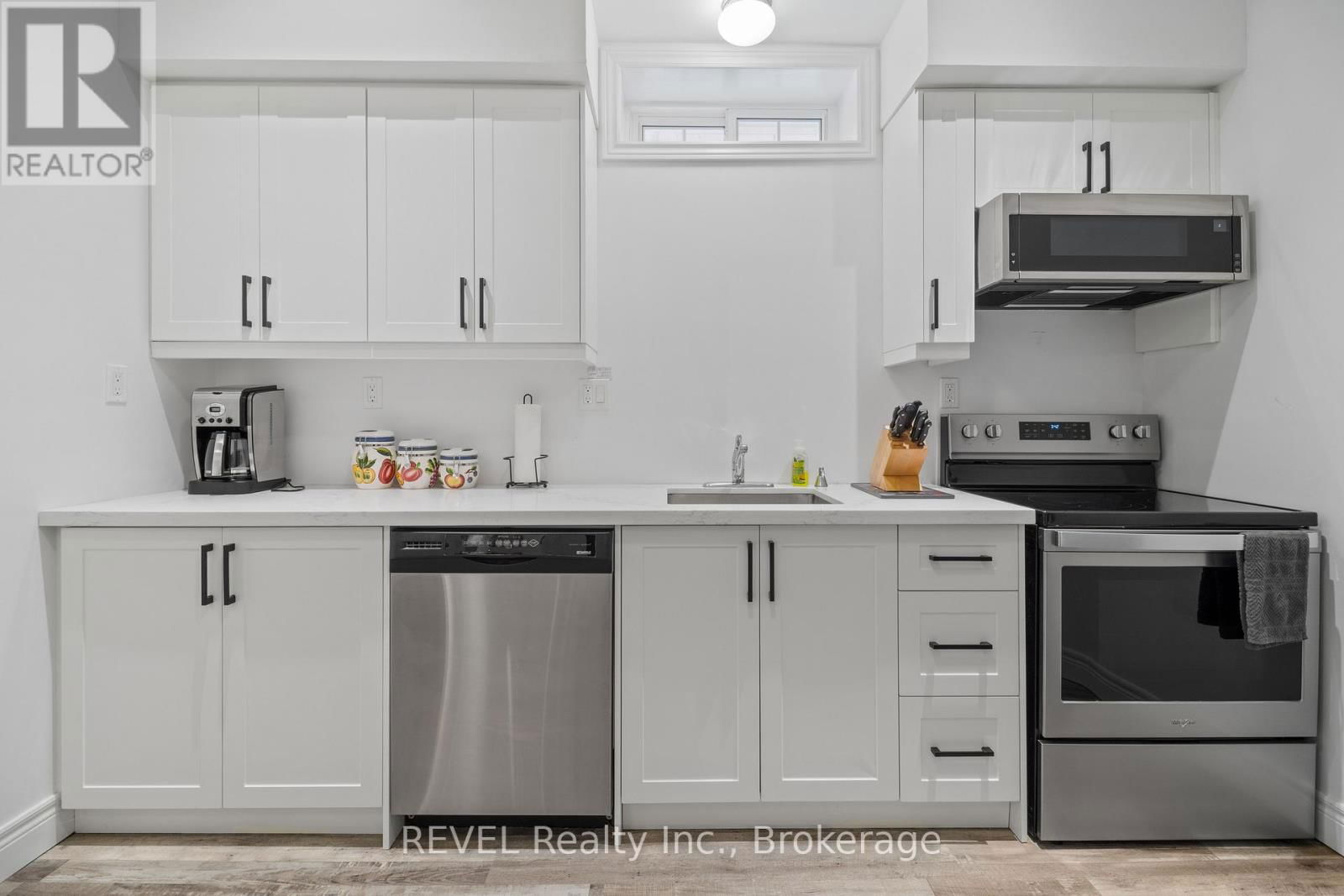 527 MISSISSAGUA STREET Image 41