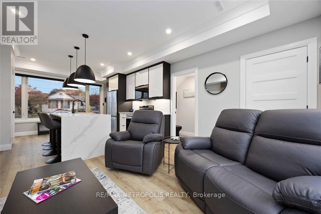 111 ST CLAIR STREET Image 15