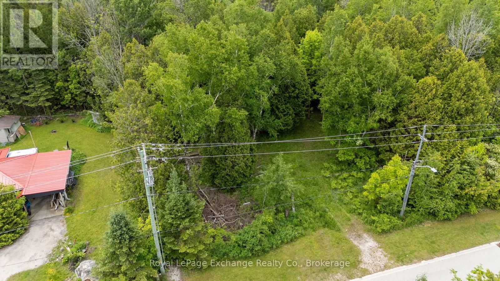 ELM STREET EAST Image 7