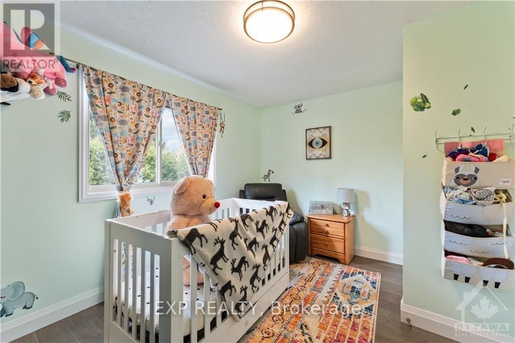 6109 FERNBANK ROAD Image 13