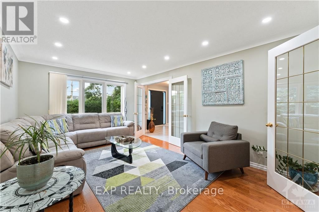 6109 FERNBANK ROAD Image 20