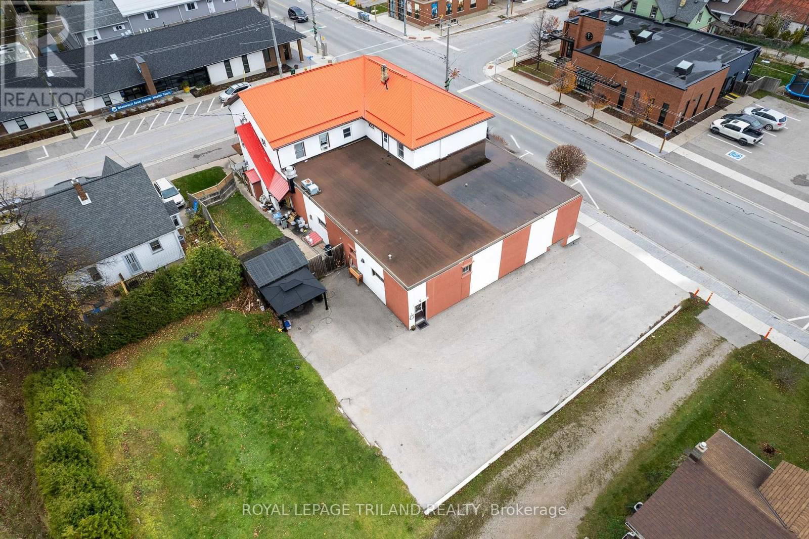 41 MAIN STREET EAST Image 5
