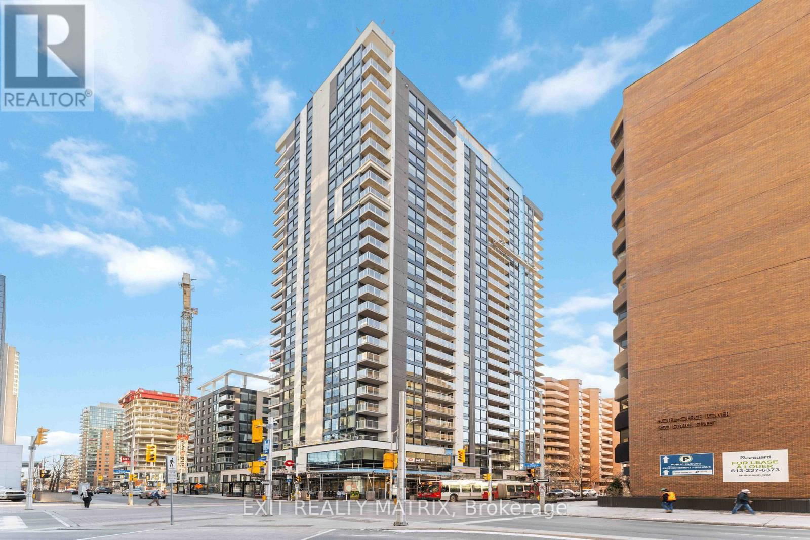 2302 - 340 QUEEN STREET Image 1