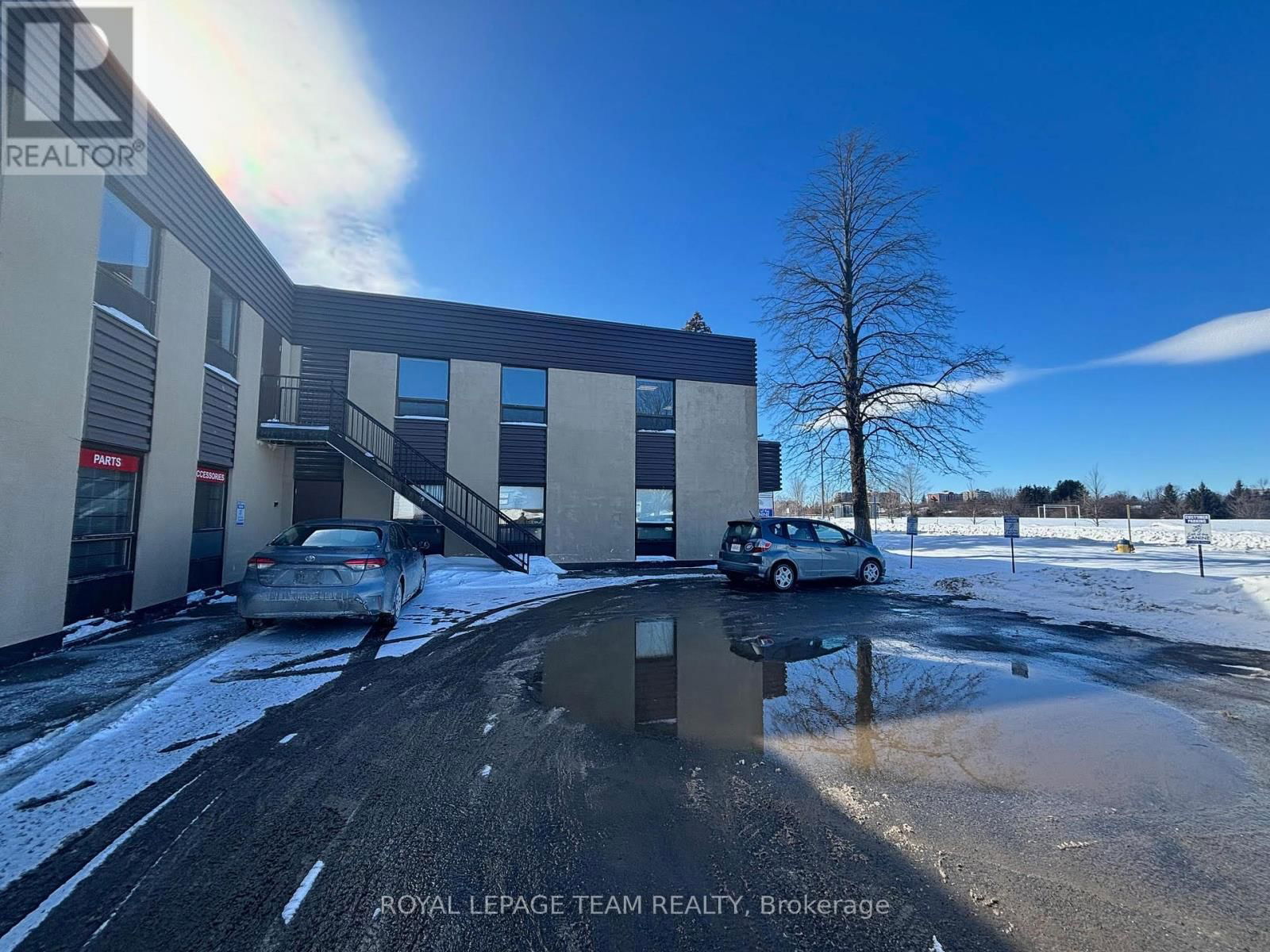 Suite A250 - 48 COLONNADE ROAD Image 2